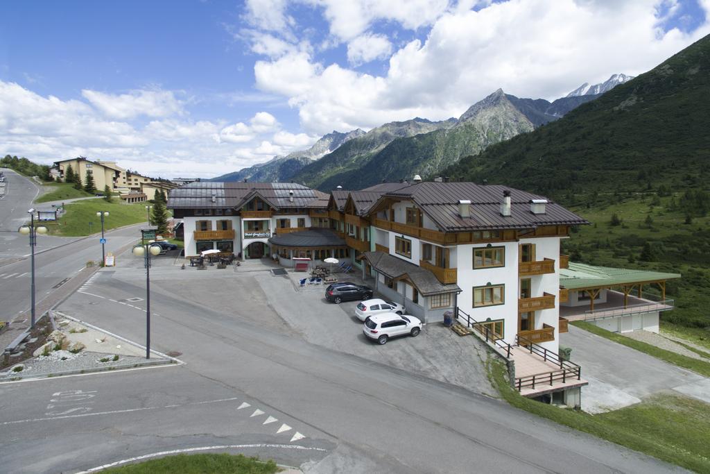 Hotel Gardenia Passo del Tonale Zewnętrze zdjęcie