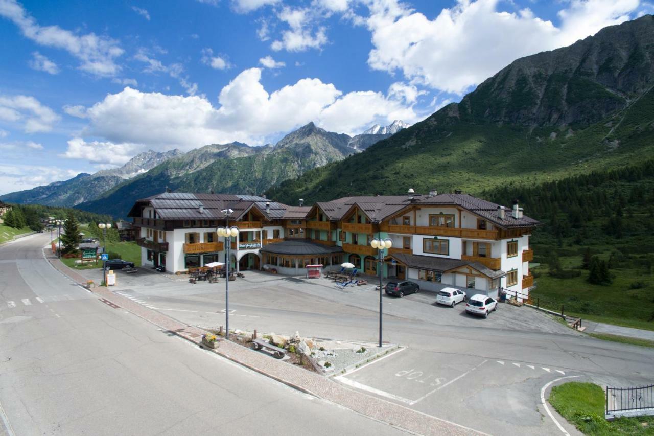 Hotel Gardenia Passo del Tonale Zewnętrze zdjęcie